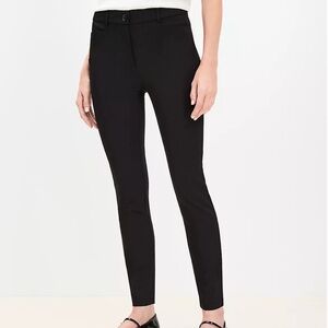 Loft Sutton Skinny Pants (Size 10, Black)